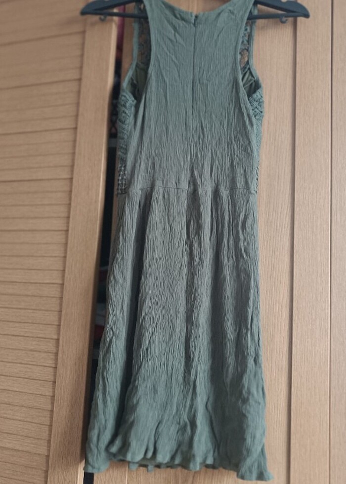 Haki renkli elbise  - Görsel 2