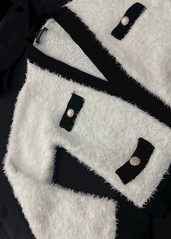 Peluş Detaylı beyaz Kadın Hırka - Görsel 3