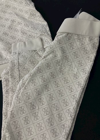 Desenli Nakışlı Kız çocukEşofman Takımı - Görsel 3