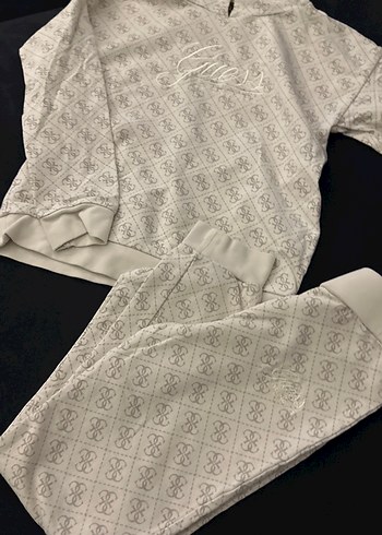 Desenli Nakışlı Kız çocukEşofman Takımı - Görsel 2