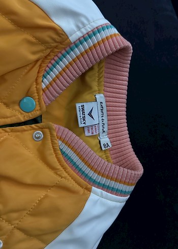 Sarı Nakışlı Düğmeli kız çocuk Ceket - Görsel 3