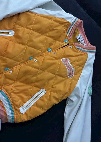 Sarı Nakışlı Düğmeli kız çocuk Ceket - Görsel 2
