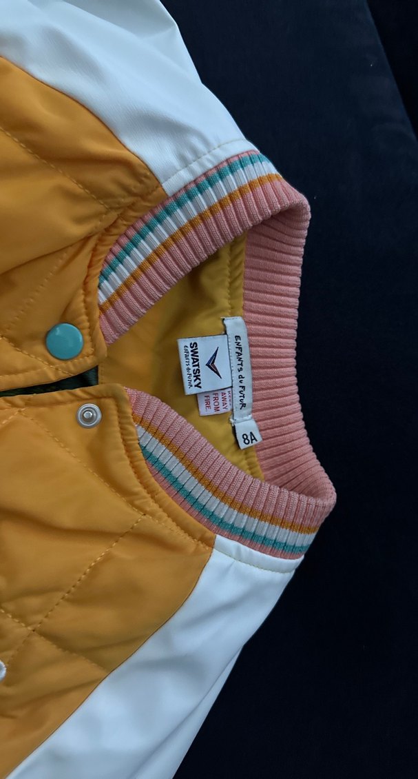 Sarı Nakışlı Düğmeli kız çocuk Ceket - Görsel 3