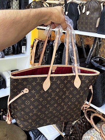 Louis Vuitton Lv model çanta
