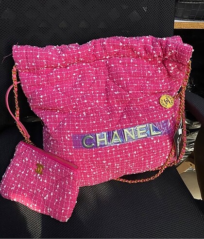 Chanel model derin günlük kullanıma uygun