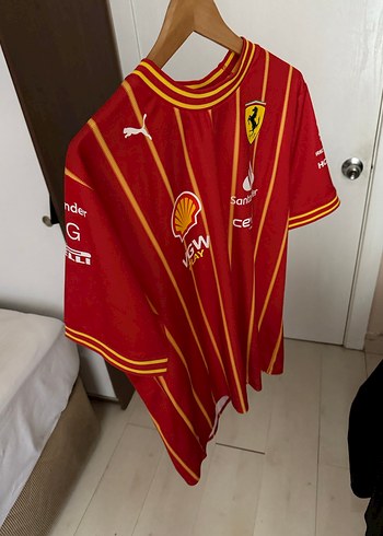 Carlos Sainz Ferrari 2024 Sezonu F1 Ozel Formasi