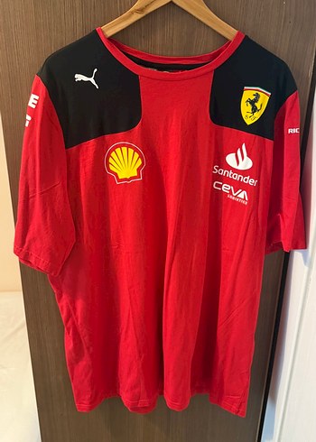 Carlos Sainz Ferrari 2023 F1 Pilot Tshirt
