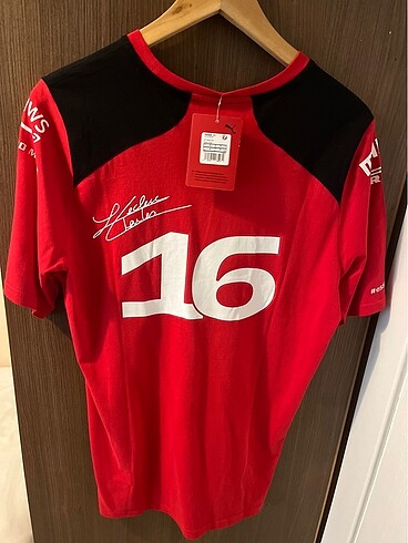 Charles Leclerc Ferrari 2023 F1 Pilot Tshirt