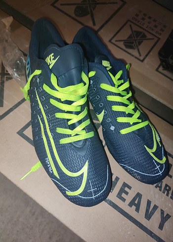 kronpon Erkek Futbol Ayakkabısı 42 numara - Görsel 10