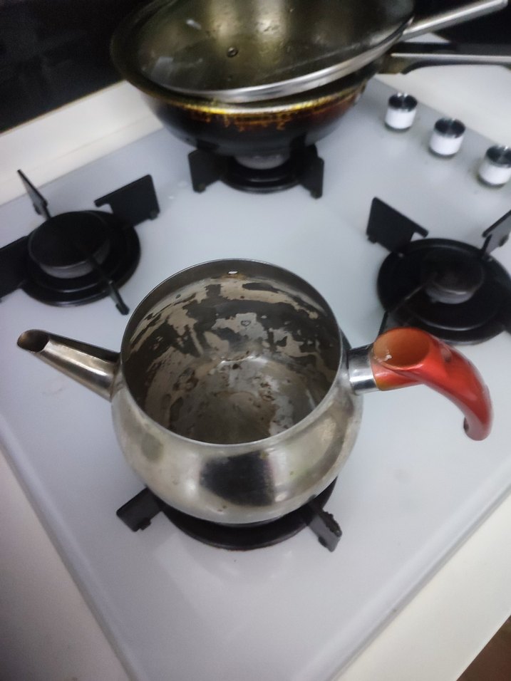 Kırmızı Saplı Çelik Çaydanlık detay açıklamada - Görsel 5