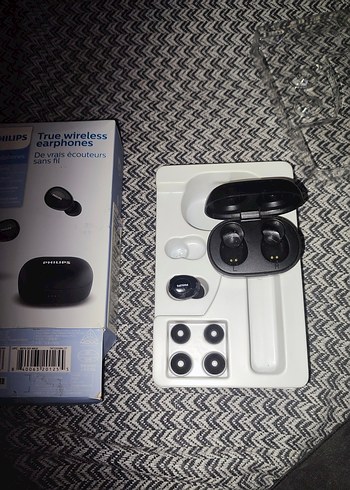 Philips Siyah Gerçek Kablosuz Kulaklık standi.netay açıklamada - Görsel 3