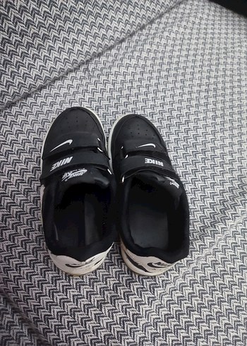 Erkek Çocuk Siyah Cırtlı Nike Spor Ayakkabısı 29 numara - Görsel 8