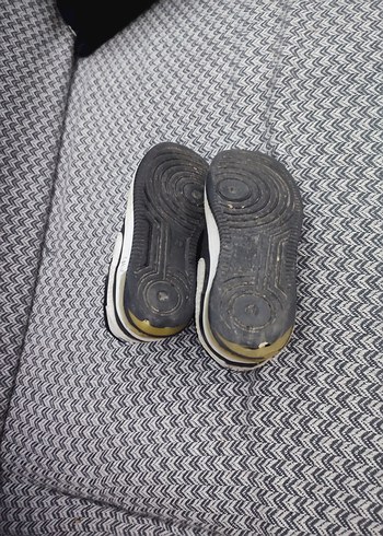 Erkek Çocuk Siyah Cırtlı Nike Spor Ayakkabısı 29 numara - Görsel 11