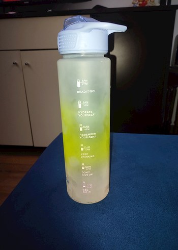 Mavi Kapaklı Renkli Su Şişesi pipetli - Görsel 2