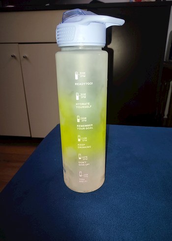 Mavi Kapaklı Renkli Su Şişesi pipetli - Görsel 5