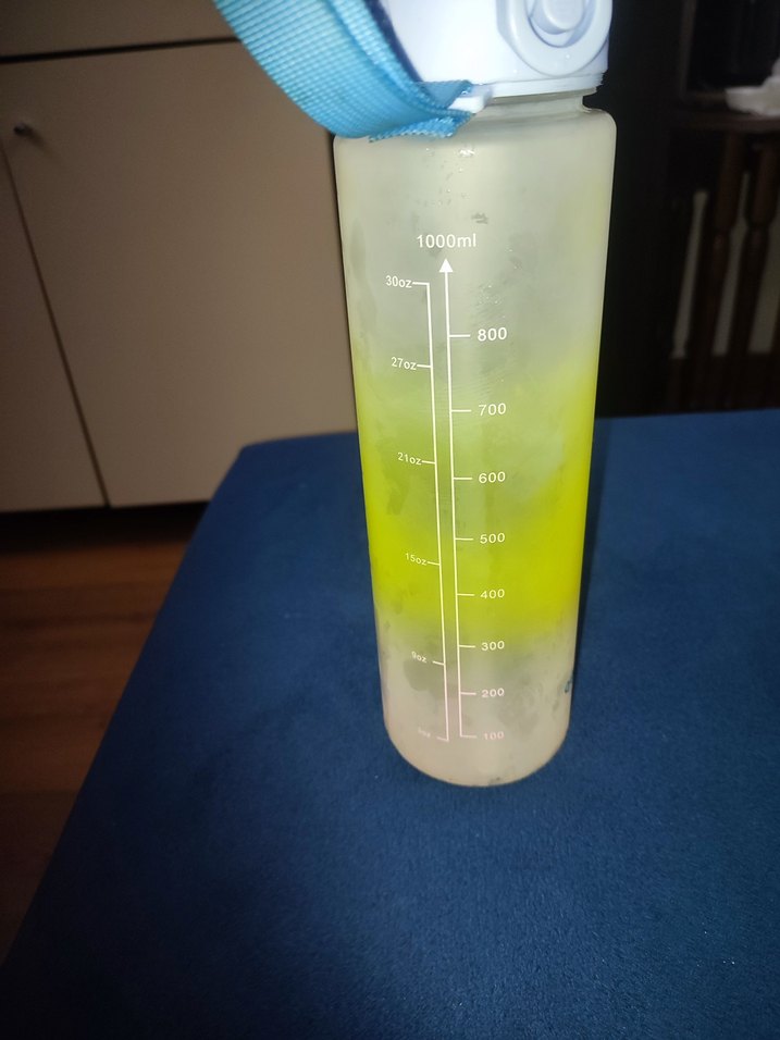 Mavi Kapaklı Renkli Su Şişesi pipetli - Görsel 3