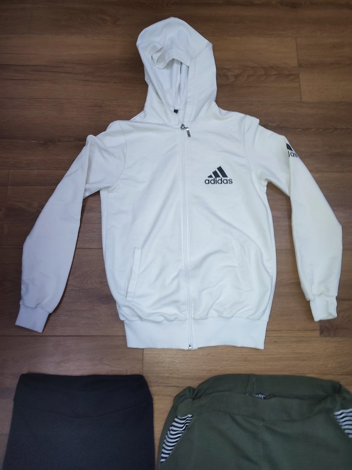 Beyaz Kapüşonlu Sweatshirt ve 2 Pantolon Seti S /M beden uyumlu - Görsel 2