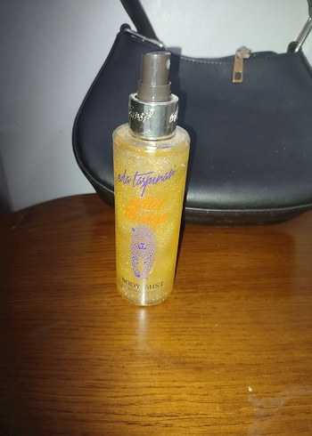 Beden Renk Eda Taşpınar Wild Things Simli Body Mist 200ml