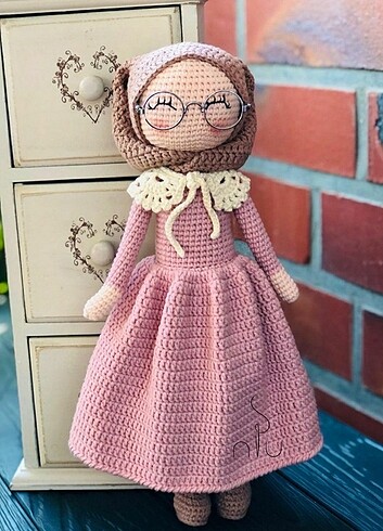 Amigurumi elif bebek