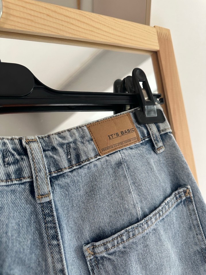 Kadın Mavi Bol Kesim Kemerli Midi Kot Pantolon - Görsel 3