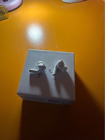Airpods kulaklık