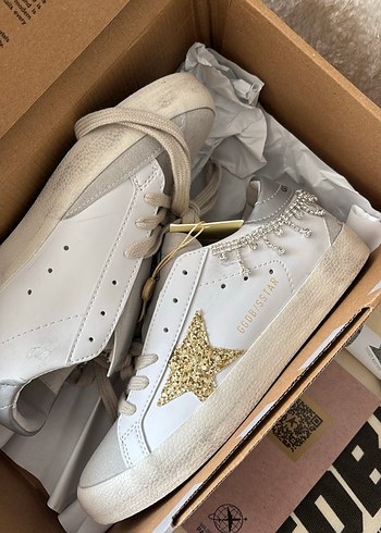 Golden Goose Deluxe Beyaz Kadın Sneaker