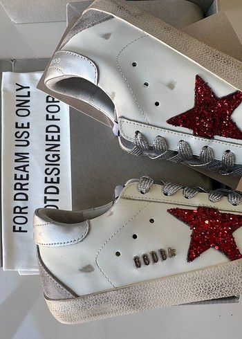 Golden Goose Deluxe Golden Goose Kadın Spor Ayakkabı