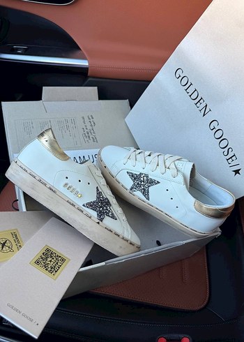 Golden Goose Deluxe Spor Ayakkabı