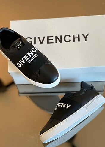 Givenchy Spor Ayakkabı 