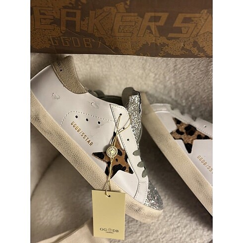 Golden Goose Deluxe