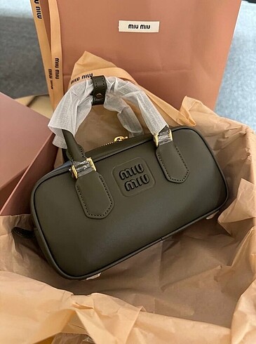Miu Miu Miu Miu Çanta