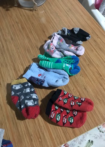 Nakışlı Kız Çorabı, Kırmızı Renkli - Görsel 2