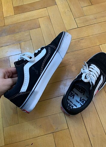 37 Beden siyah Renk Vans ayakkabı