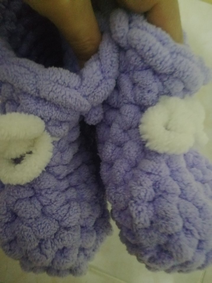 Mor Nakışlı Örgü Kız Ev Terliği - Görsel 3