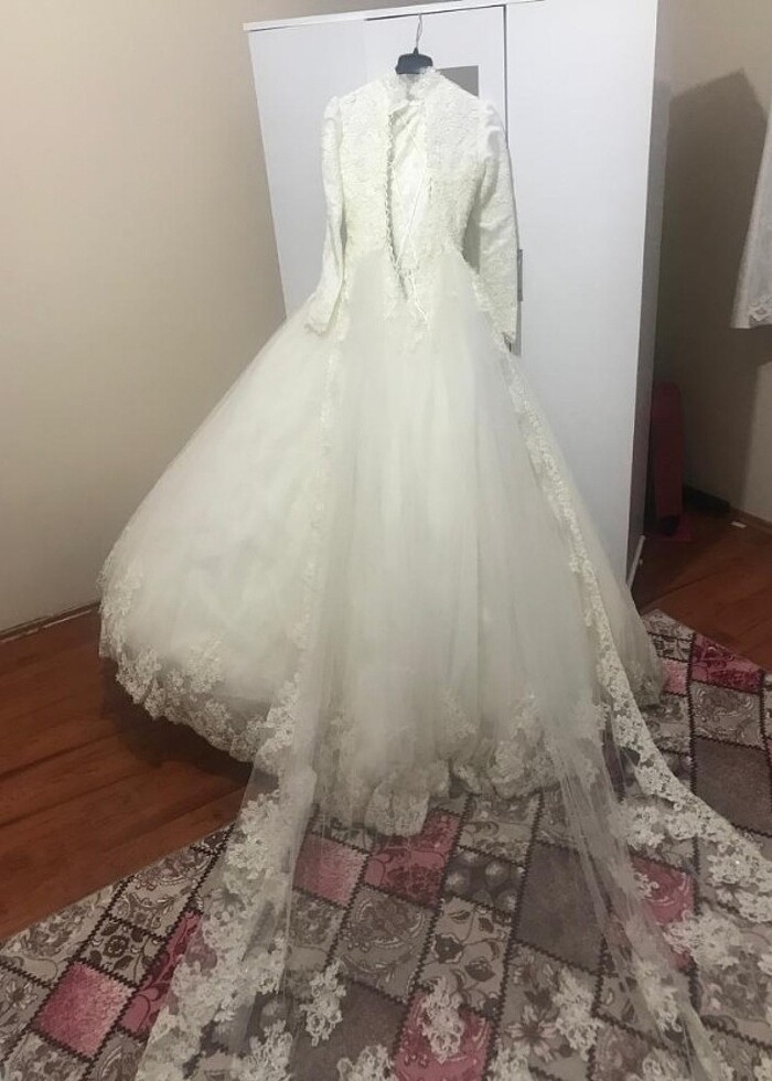 Aysira marka tesettürlü gelinlik - Görsel 2