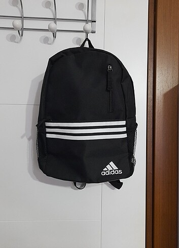 Adidas çanta