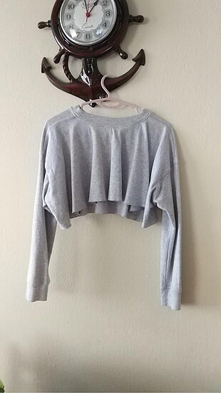 xs Beden Zara crop sweatshirt l