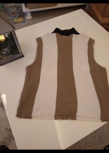 Kadın Kahverengi ve krem Triko Boğazlı Kolsuz Kazak - Görsel 2