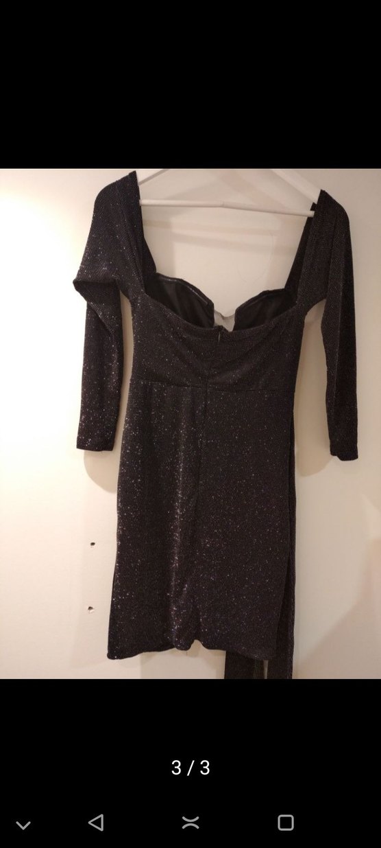 Siyah V Yakalı Drapeli Mini Elbise - Görsel 3