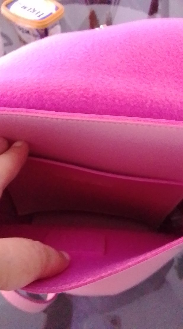 Koyu Pembe Deri Tokalı Kadın Çanta - Görsel 2