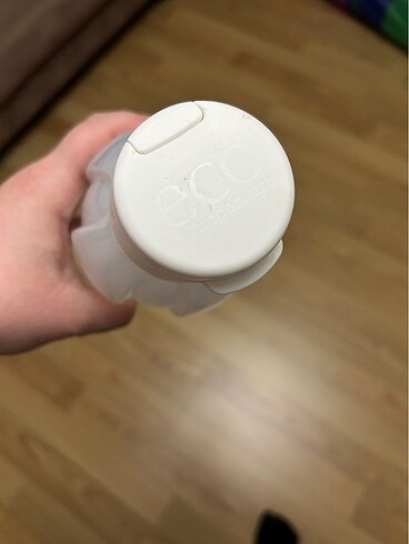 Beden Tupperware beyaz su şişesi 1 Lt