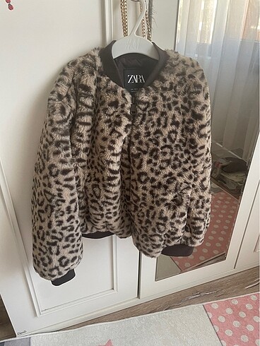 Zara Leopar Peluş Mont