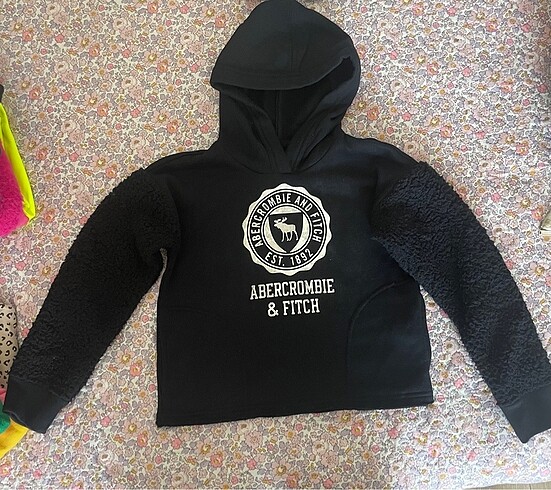 Abercrombie Kids Sweatshirt