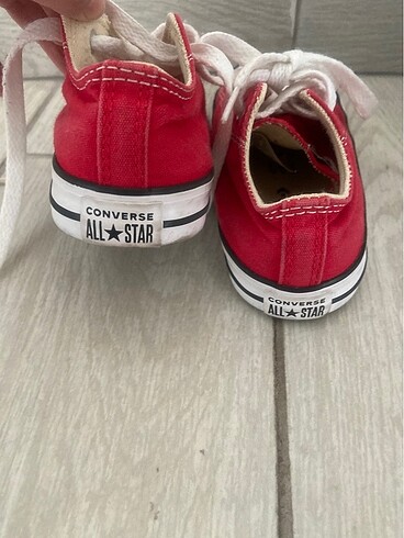 24 Beden Converse cocuk ayakkabi
