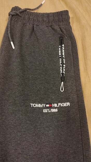 Tommy Hilfiger Tommy Hilfiger erkek eşofman altı m beden 