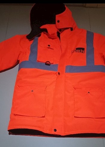 Turuncu Düğmeli Sokak Stili Erkek Mont - Görsel 3