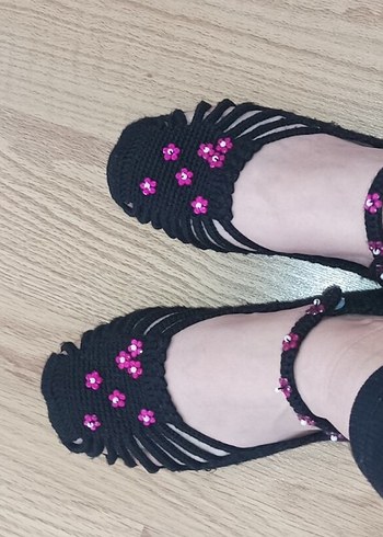 Pembe Boncuklu Örgü Dolgu Topuk Kadın Terlik - Görsel 2
