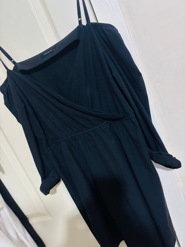 Siyah Askılı Kadın Elbise - Görsel 2