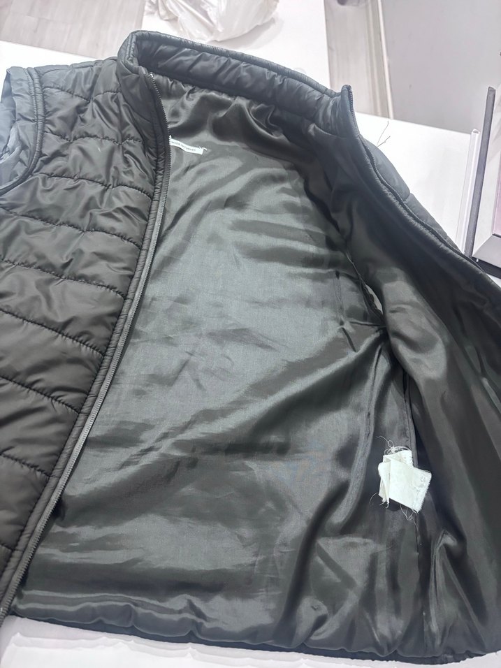 Koton Siyah Yelek - Görsel 4