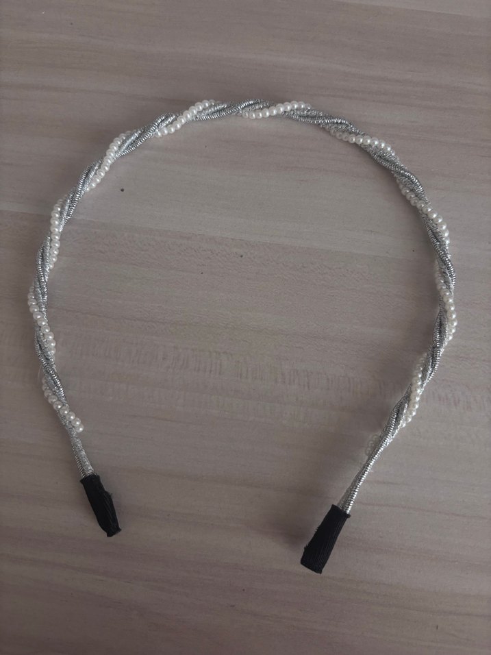 Boncuk Detaylı Örgü Saç Bandı - Görsel 2